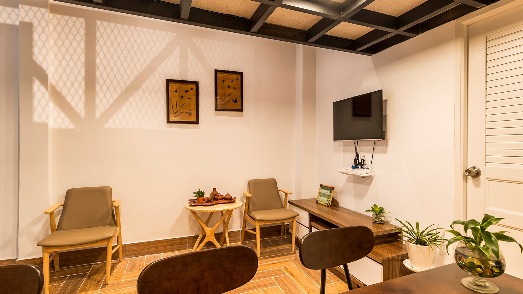 PEACE_S HOUSE